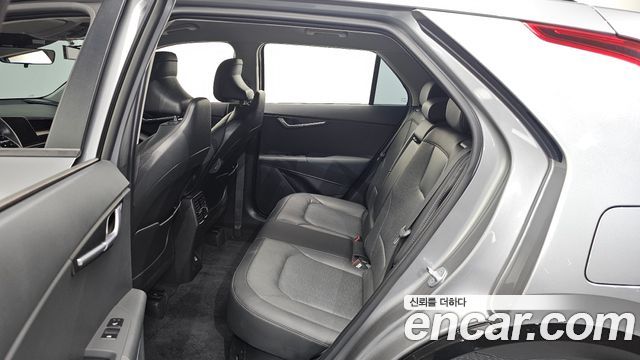 Kia Niro Prestige 2023 — фото 15