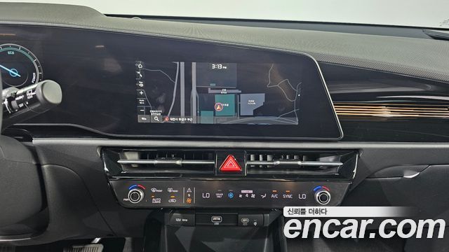 Kia Niro Prestige 2023 — фото 20