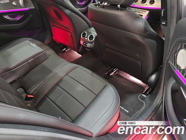 Mercedes-Benz E-Class (W213) E350 4MATIC AMG Line 2022 — фото 17