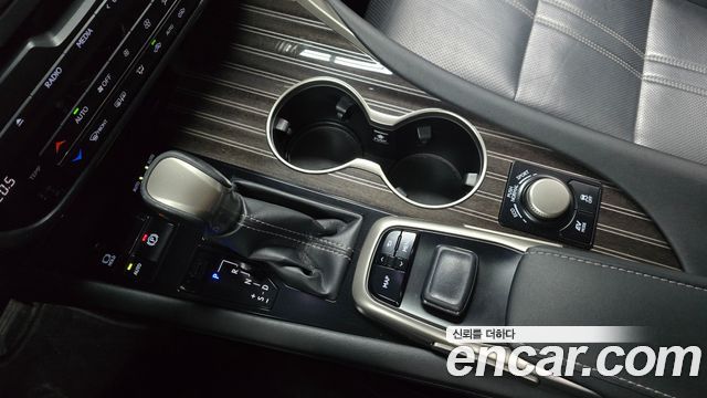 Lexus RX450h (IV) Executive 2016 — фото 9