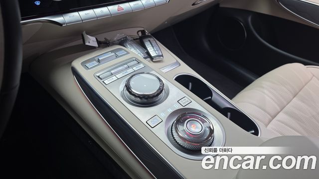 Genesis GV70 2.5T Gasoline 2WD 2023 — фото 9