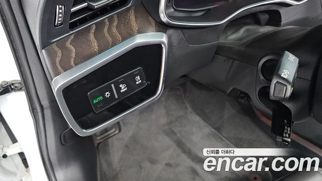 Audi A6 (C8) 40 TDI Premium 2020 — фото 19