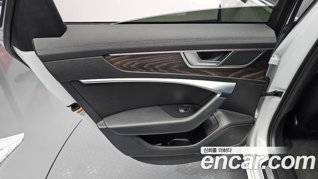 Audi A6 (C8) 40 TDI Premium 2020 — фото 25