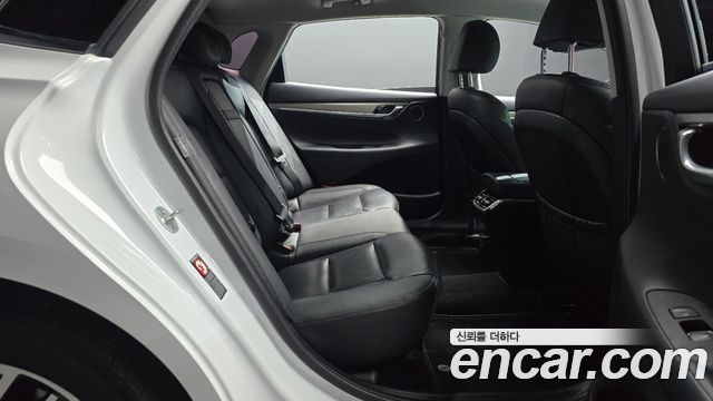 Hyundai Grandeur (IG) 2.5 Premium Choice 2020 — фото 11