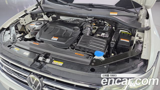 Volkswagen Tiguan (II) 2.0 TDI Prestige 2023 — фото 6
