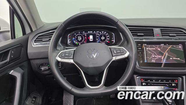 Volkswagen Tiguan (II) 2.0 TDI Prestige 2023 — фото 14