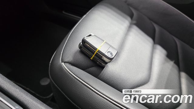 Volkswagen Tiguan (II) 2.0 TDI Prestige 2023 — фото 16