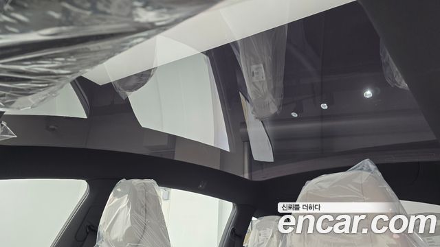 Tesla Model Y L Long Range AWD 2026 — фото 16