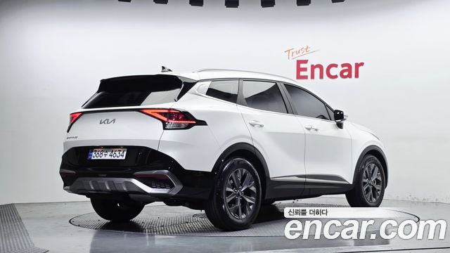 Kia Sportage (V) Diesel 2.0 2WD Nobleless 2023 — фото 2