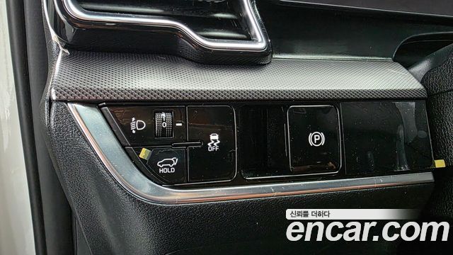 Kia Sportage (V) Diesel 2.0 2WD Nobleless 2023 — фото 15