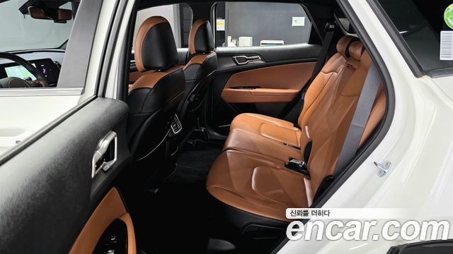Kia Sportage (V) Diesel 2.0 2WD Nobleless 2023 — фото 26