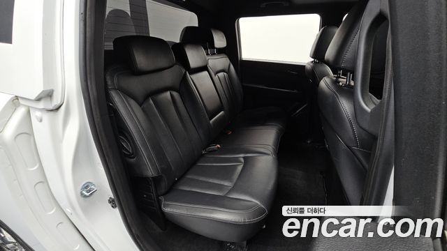 KG Mobility (SsangYong) Rexton Sports Khan Diesel 2.2 4WD Noblesse (5-Link) 2021 — фото 11
