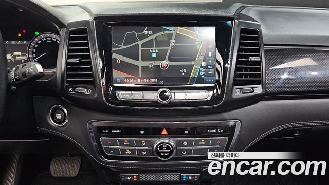KG Mobility (SsangYong) Rexton Sports Khan Diesel 2.2 4WD Noblesse (5-Link) 2021 — фото 14