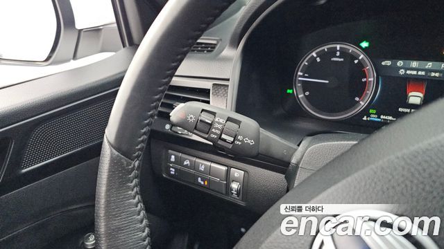 KG Mobility (SsangYong) Rexton Sports Khan Diesel 2.2 4WD Noblesse (5-Link) 2021 — фото 17