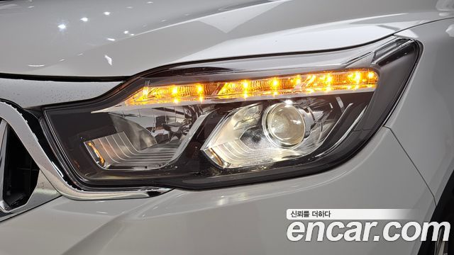 KG Mobility (SsangYong) Rexton Sports Khan Diesel 2.2 4WD Noblesse (5-Link) 2021 — фото 22