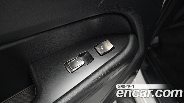 KG Mobility (SsangYong) Rexton Sports Khan Diesel 2.2 4WD Noblesse (5-Link) 2021 — фото 28