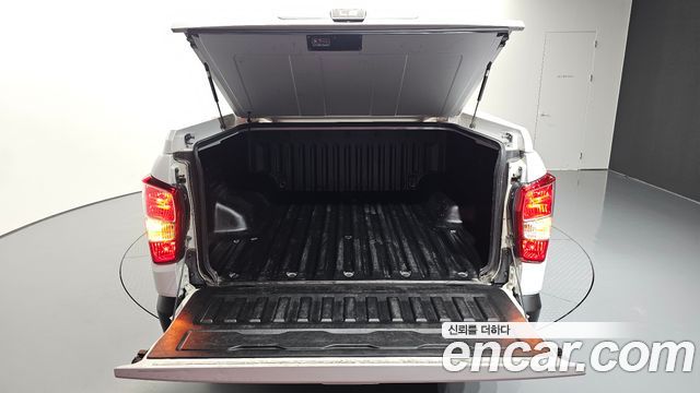 KG Mobility (SsangYong) Rexton Sports Khan Diesel 2.2 4WD Noblesse (5-Link) 2021 — фото 30