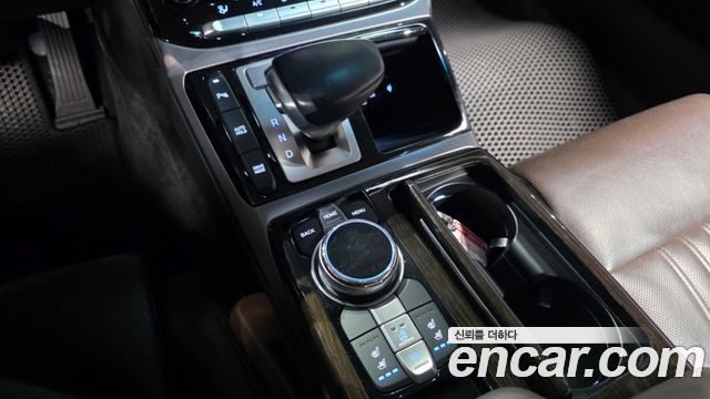 Genesis EQ900 3.8 GDI AWD Luxury 2018 — фото 9