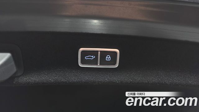 Genesis G90 (RS4) Gasoline 3.5 Turbo AWD 2023 — фото 20