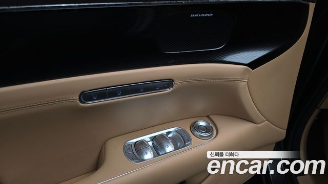 Genesis G90 (RS4) Gasoline 3.5 Turbo AWD 2023 — фото 34