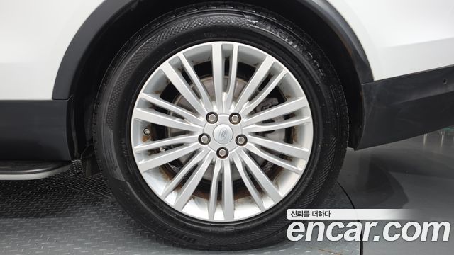Land Rover Discovery 5 3.0 SD6 HSE Luxury 2019 — фото 21