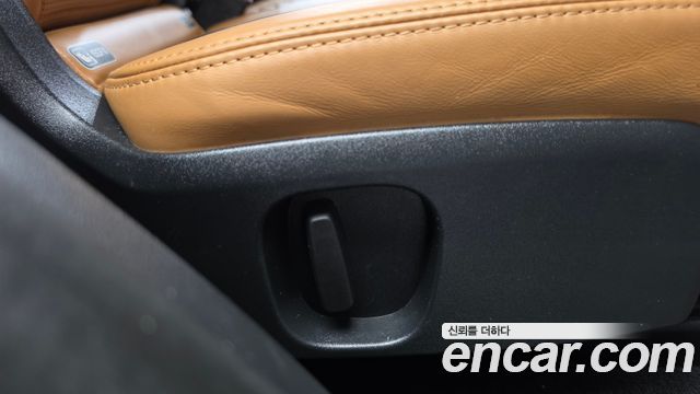 Land Rover Discovery 5 3.0 SD6 HSE Luxury 2019 — фото 35