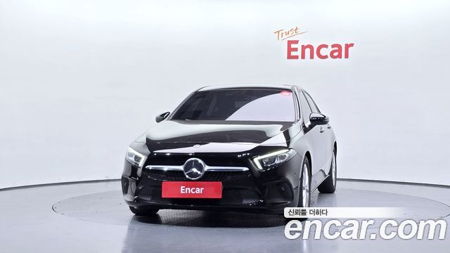 Mercedes-Benz A-Class (W177) A220 Sedan 2020 — фото 3