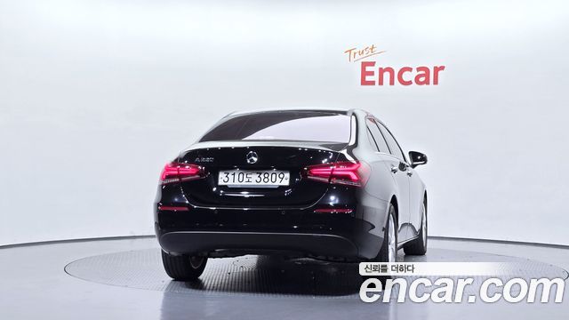 Mercedes-Benz A-Class (W177) A220 Sedan 2020 — фото 4