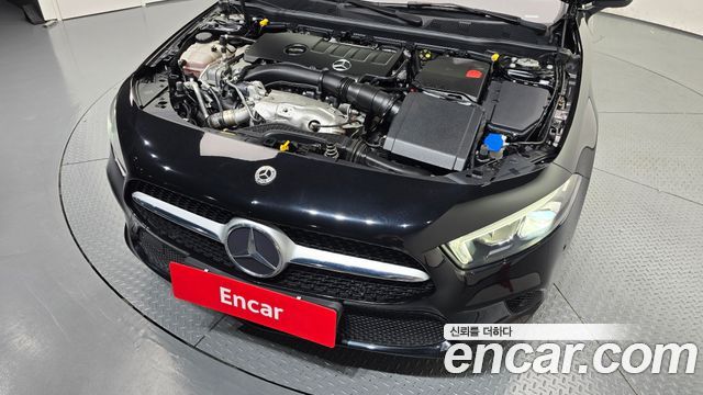 Mercedes-Benz A-Class (W177) A220 Sedan 2020 — фото 6