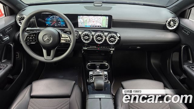 Mercedes-Benz A-Class (W177) A220 Sedan 2020 — фото 7