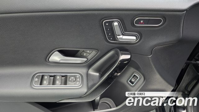 Mercedes-Benz A-Class (W177) A220 Sedan 2020 — фото 20