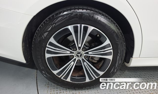 Mercedes-Benz E-Class (W214) E200 Avantgarde 2025 — фото 5