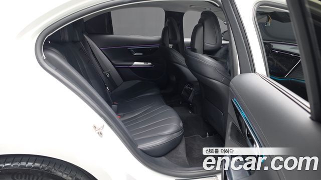 Mercedes-Benz E-Class (W214) E200 Avantgarde 2025 — фото 12