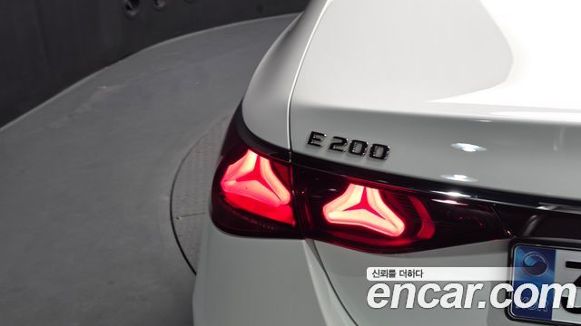 Mercedes-Benz E-Class (W214) E200 Avantgarde 2025 — фото 23