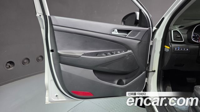 Hyundai Tucson Diesel 2.0 2WD Modern 2020 — фото 24