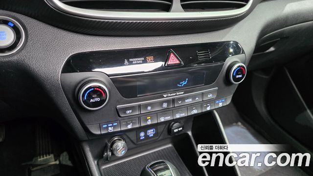 Hyundai Tucson Diesel 2.0 2WD Modern 2020 — фото 30