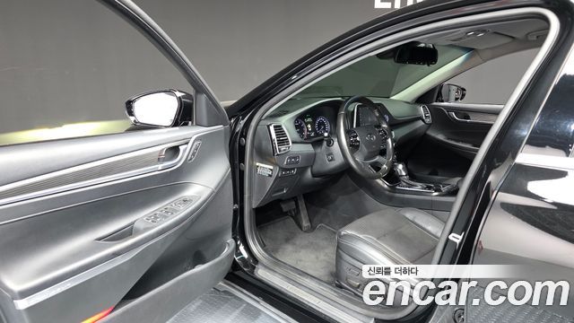 Hyundai Grandeur (IG) 3.0 Exclusive Special 2019 — фото 10