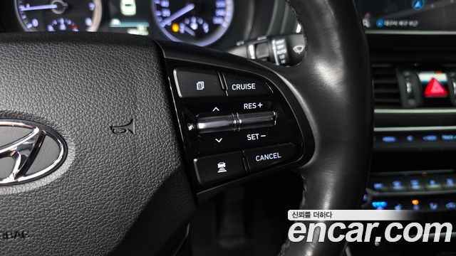 Hyundai Grandeur (IG) 3.0 Exclusive Special 2019 — фото 17