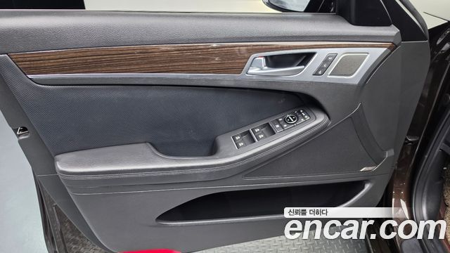 Genesis G80 3.3 GDI Premium Luxury 2019 — фото 30