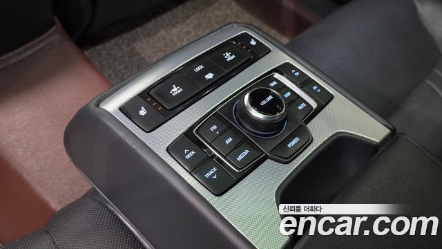 Genesis G80 3.3 GDI Premium Luxury 2019 — фото 36