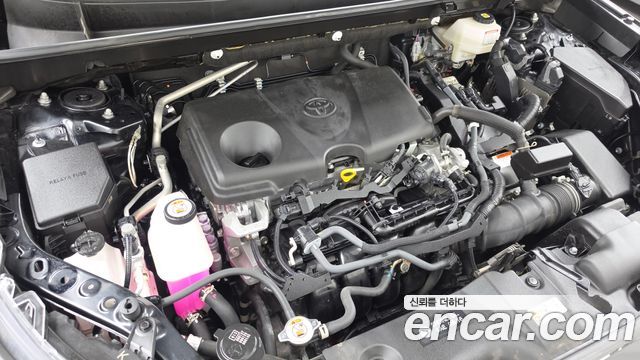 Toyota RAV4 (V) 2.5 2WD Hybrid XLE 2023 — фото 6