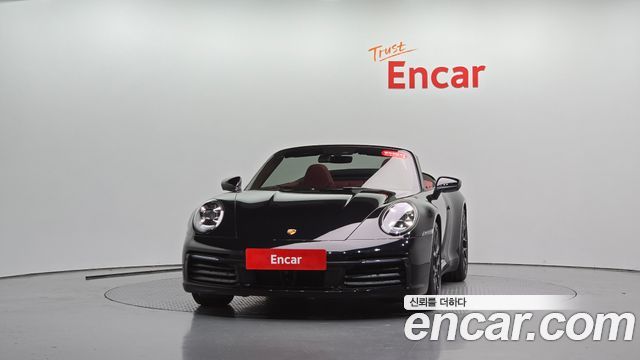 Porsche 911 (992) Carrera 4 Cabriolet 2023 — фото 3