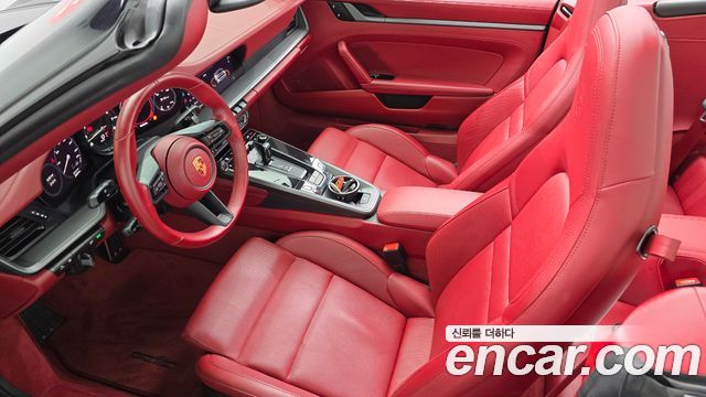 Porsche 911 (992) Carrera 4 Cabriolet 2023 — фото 7