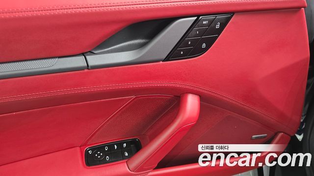 Porsche 911 (992) Carrera 4 Cabriolet 2023 — фото 20