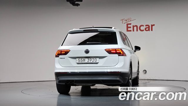 Volkswagen Tiguan (II) 2.0 TDI Prestige 2018 — фото 4