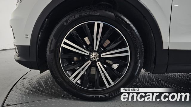 Volkswagen Tiguan (II) 2.0 TDI Prestige 2018 — фото 5