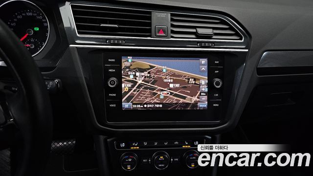 Volkswagen Tiguan (II) 2.0 TDI Prestige 2018 — фото 14