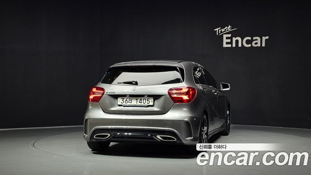 Mercedes-Benz A-Class (W176) A200 AMG Line 2018 — фото 4