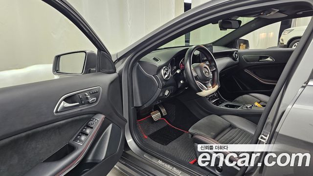 Mercedes-Benz A-Class (W176) A200 AMG Line 2018 — фото 10