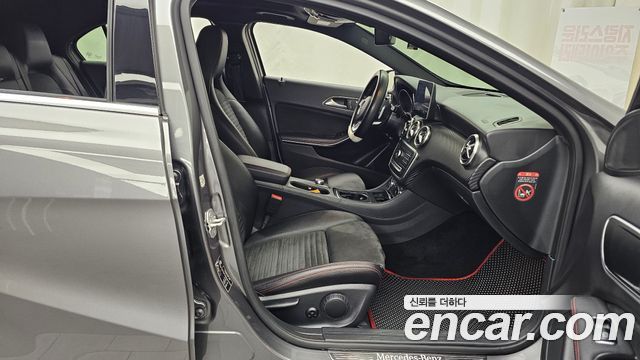 Mercedes-Benz A-Class (W176) A200 AMG Line 2018 — фото 11